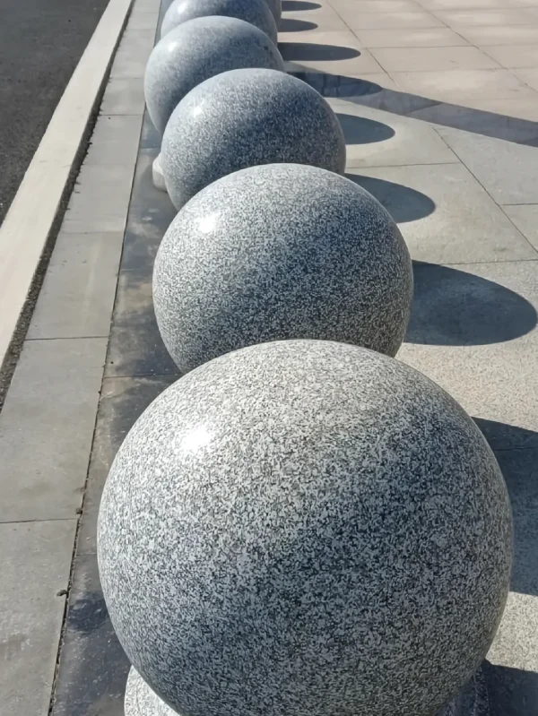 花岗岩圆球2 Granite Sphere